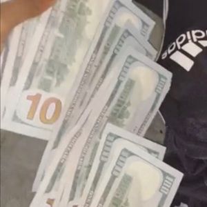 Meet your Posher, Ubah